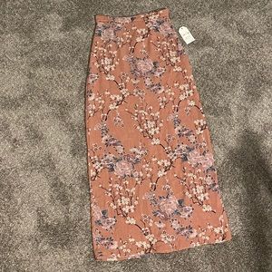 NWT Floral Maxi Skirt Sz S